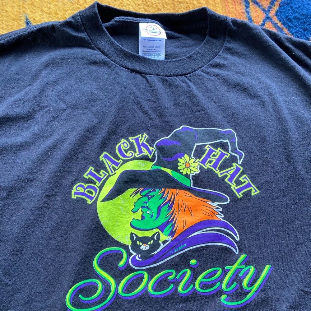 NWOT Black Hats Society Delta Crewneck Tee! Size Large. Preshrunk Cotton.